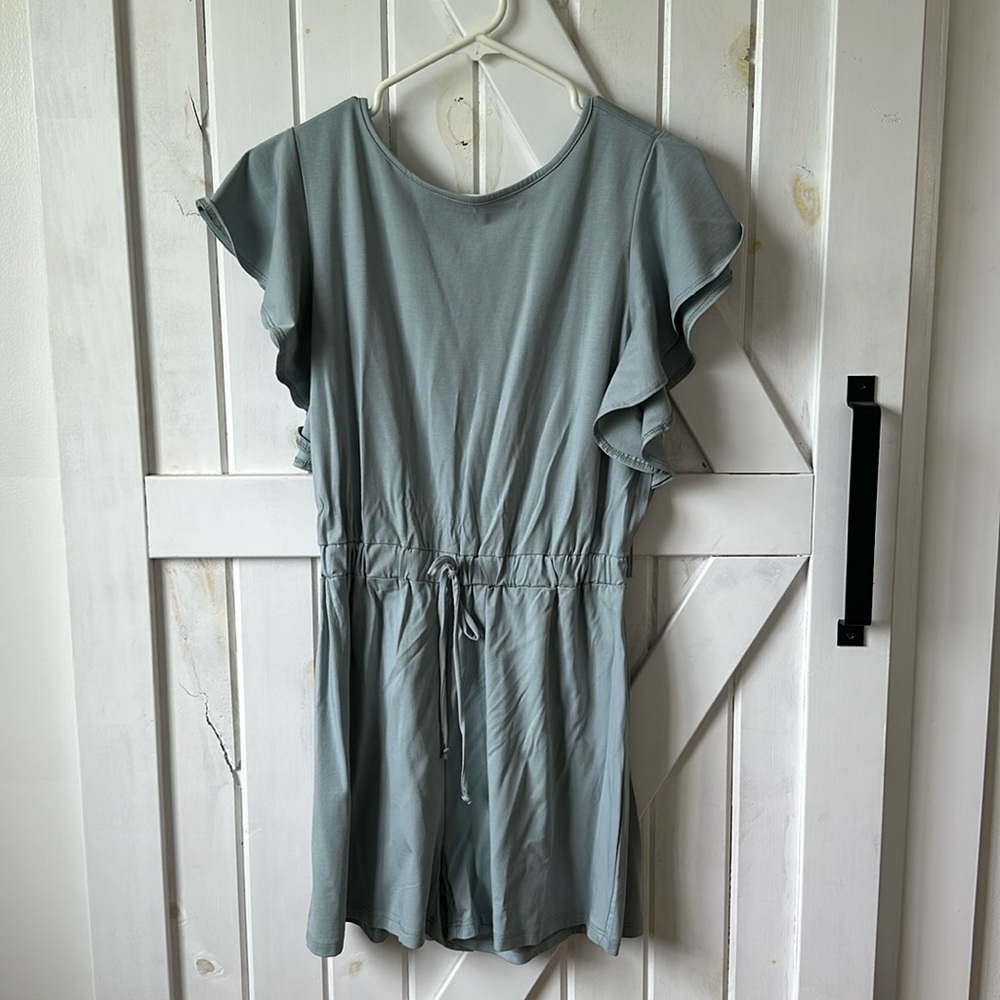 Roolee frill shoulder romper size small